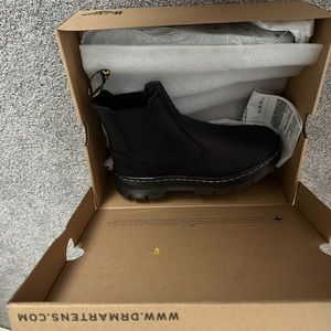 Dr Marten Chelsea Unisex boot